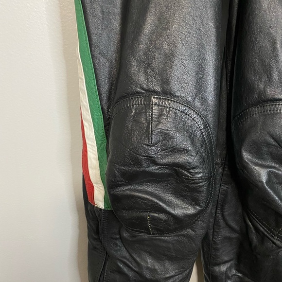 Unisex Motorcycle suit. Rece suit, All leather, lined, padded made in Holland - Picture 3 of 16